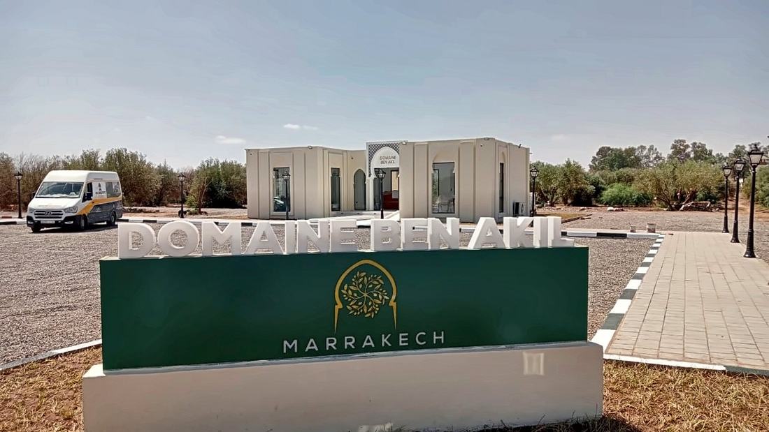 Pavillon d'accueil du Domaine Ben Akil à Marrakech, construit par Isoboard